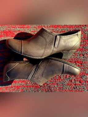 Cobb Hill Rockport Aubrey Gray Tan Leather Heeled Mary Jane Shoes 10W